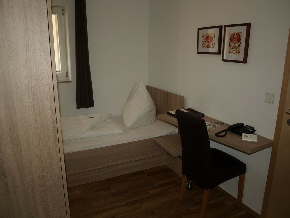 Hotel Gasthaus Zur Sonne Dinkelsbühl Εξωτερικό φωτογραφία